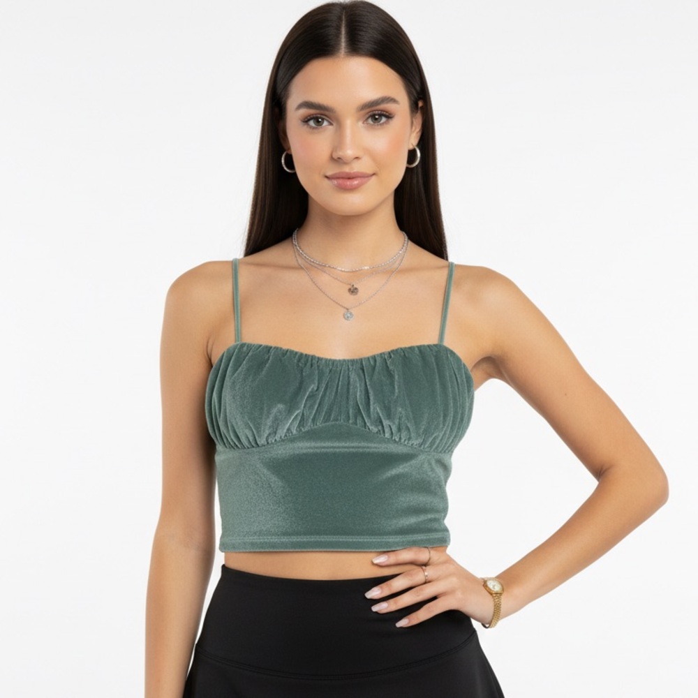 Princess Polly crop top - Picture 2 of 4